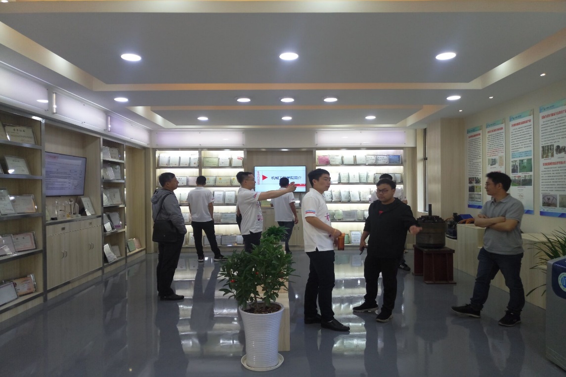 韩国漫画
风采2.jpg